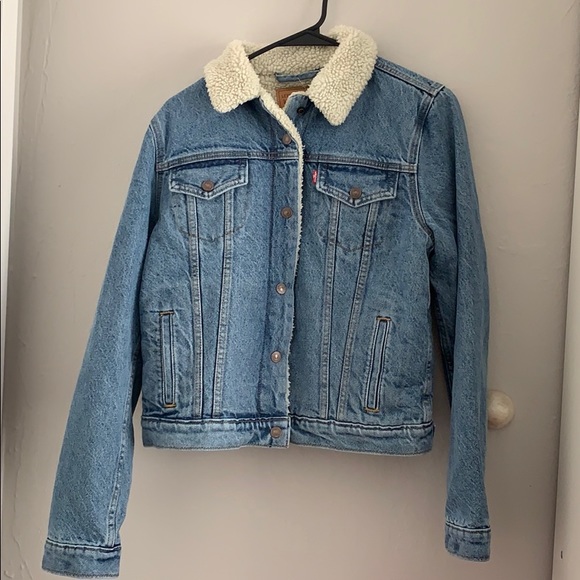 Levi’s Sherpa blue jean jacket - Picture 1 of 4